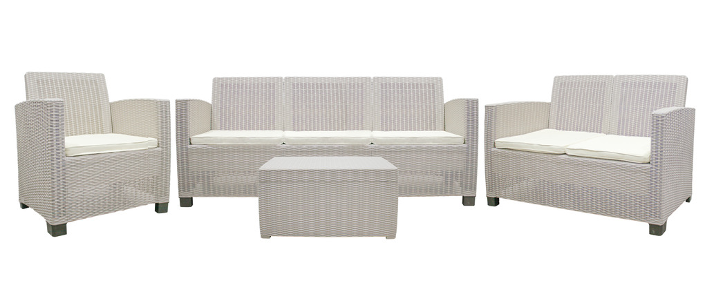 Muebles de plástico para el hogar en Costa Rica: económicos y versátiles