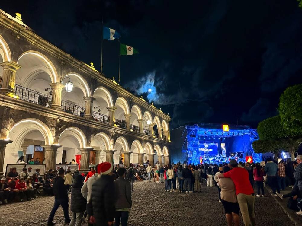 Un diciembre deslumbrante en Antigua Guatemala con «Lúmino Fest»